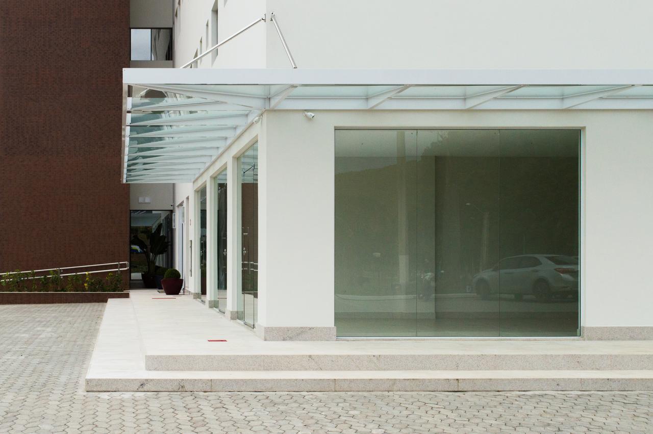 Bravo Hotel João Neiva Exteriör bild